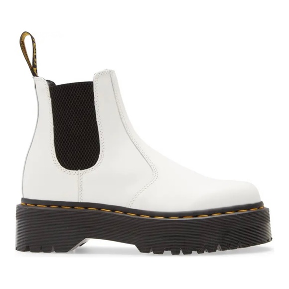 DR MARTENS 2976 Quad Platform Chelsea Boot White Smooth Leather Size 7 US - Picture 3 of 12